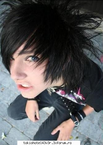 Emo Boy - aici pune pozer cu beietii emo - Emo Kids