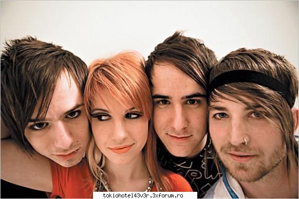 Paramore - ce thare e trupa asta - Trupe Emo