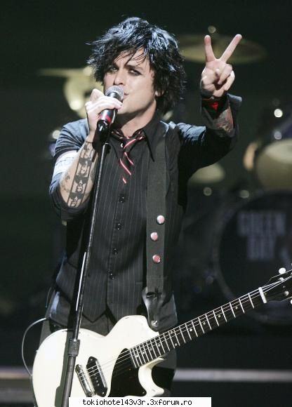 Poze cu Billie Joe(solistul) - aici voi pune cateva poze cu billie - Green Day