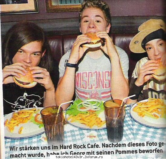 funny - T: gustav mai incet k o s ate faci cat o balena:x - Tokio Hotel
